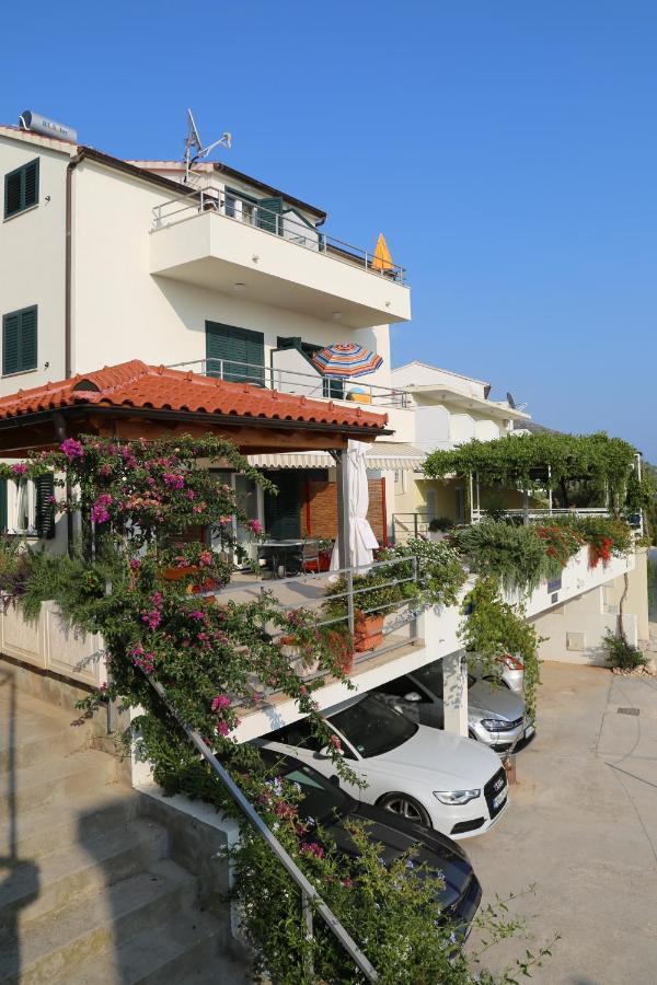 Apartments Stipe Plazibat Hvar Town Exterior foto